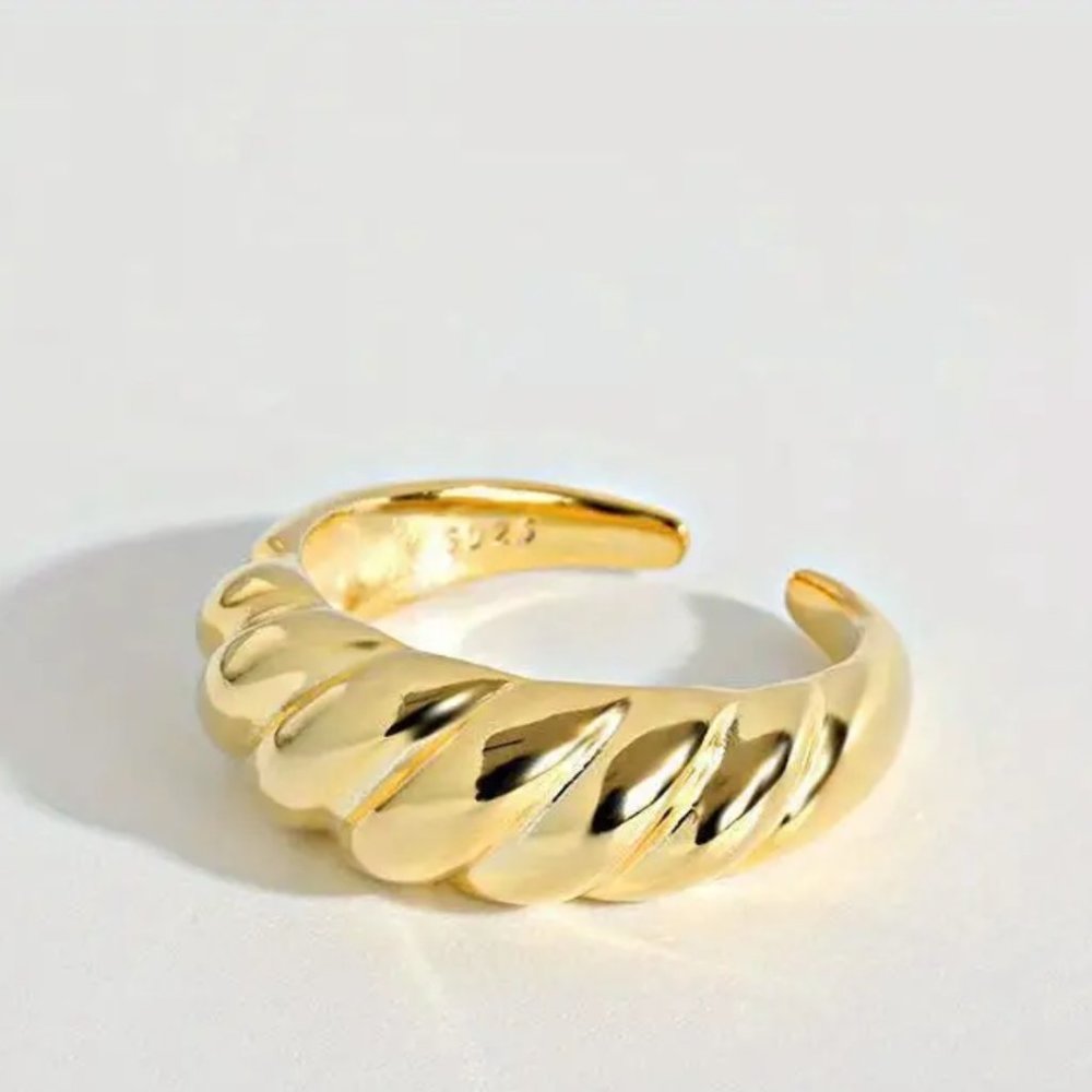 14K Gold Filled Croissant Dome Ring - Picture 1 of 5